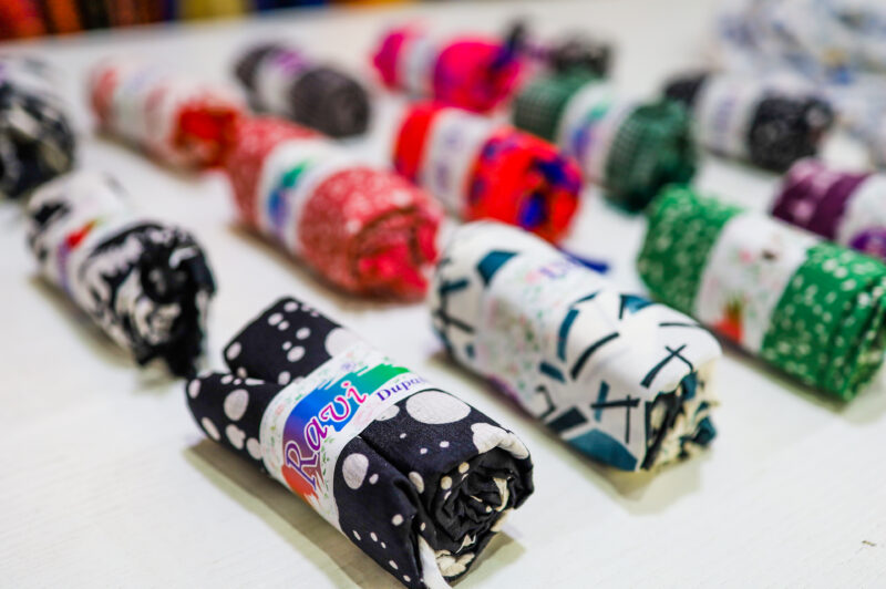 15-Piece Printed Polyester Stole Combo - Image 2