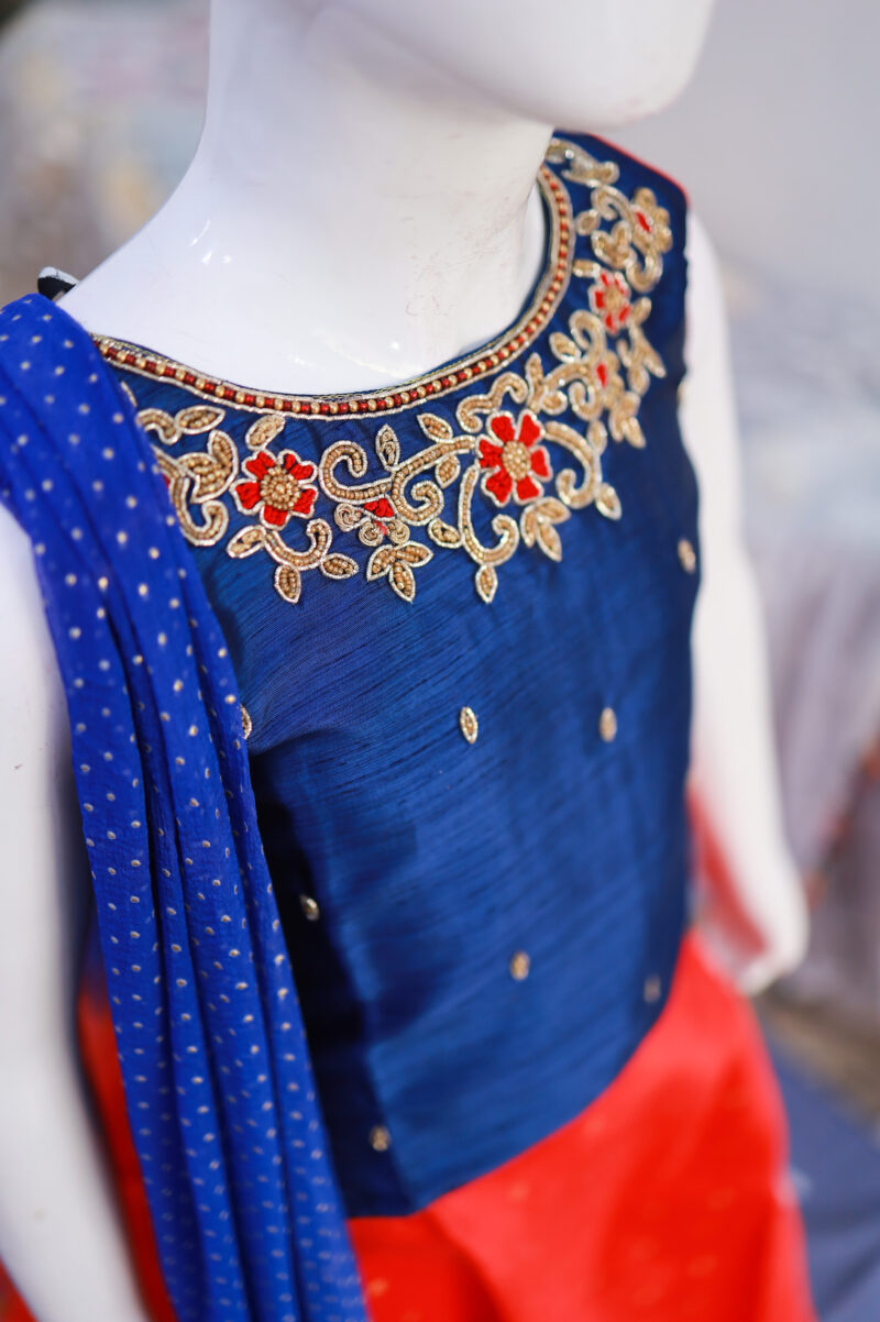 ✨ Girls' Royal Raw Silk Lehenga Set - Image 4